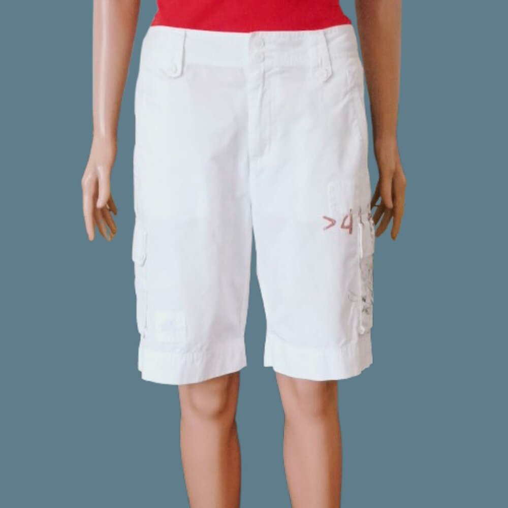 American Living Women's Cargo Shorts 8 White Graphic High Rise Bermuda Shorts